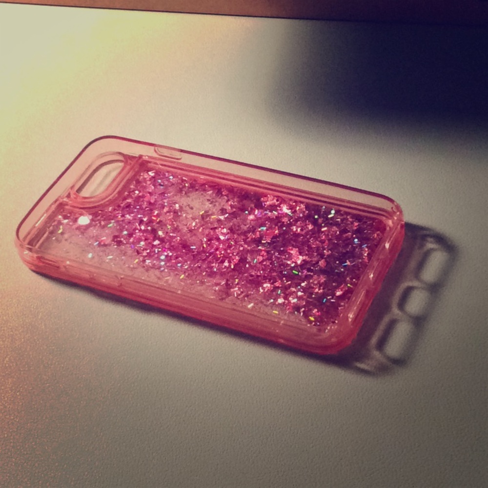 Pink glitter iPhone 6 case